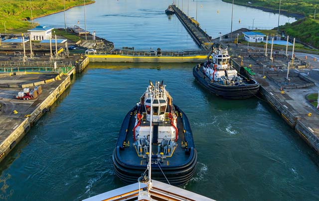 Panama Canal tugs (Wabtec)