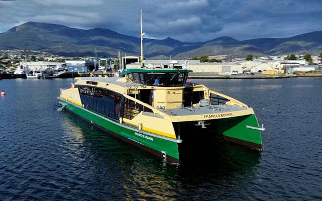 Parramatta ferry (Incat Crowther)