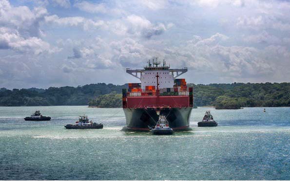 Panama canal tugs (Panama Canal Auth/Corvus)