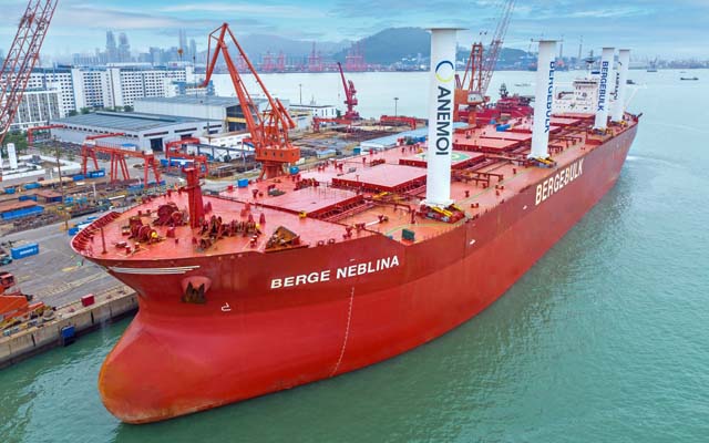 Anemoi sails on Berge bulker (Navigate PR)