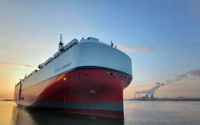 ‘K’ LINE TAKES DELIVERY OF LNG-FUELLED PCTC