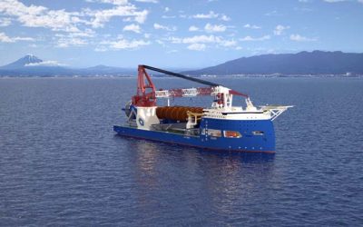 ULSTEIN DESIGNS NEW EMISSION-SAVING HEAVY LIFT HULL FORM