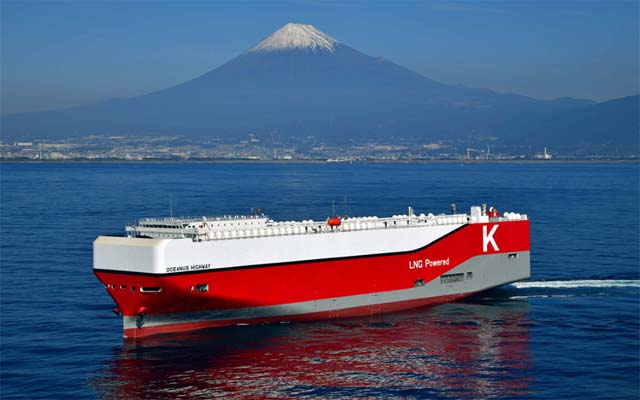 ‘K’ LINE TAKES DELIVERY OF LNG-FUELLED PCTC